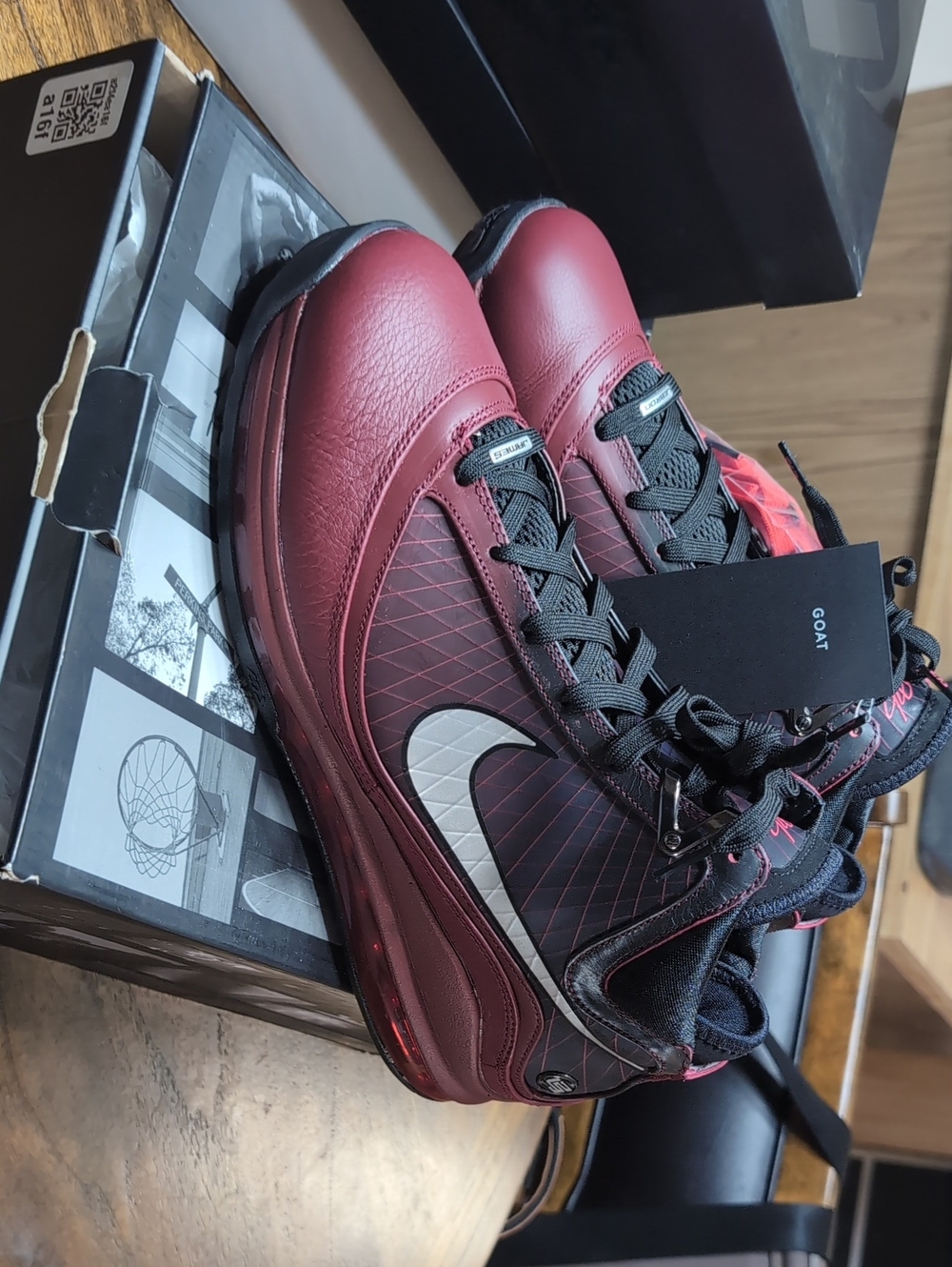 Lebron 7 "Christmas"